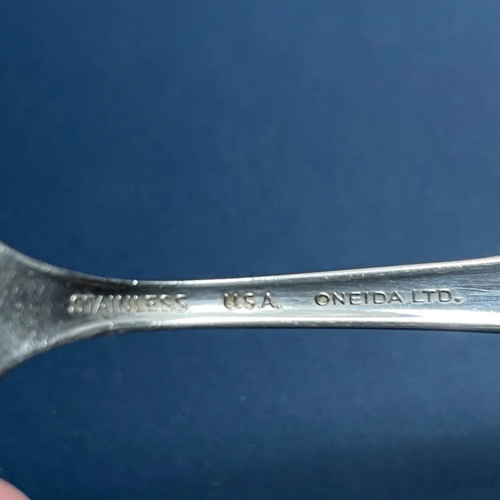 Oneida Stainless Flatware Rose Duet Pattern 4 Teaspoons HTF Pattern Made in USA